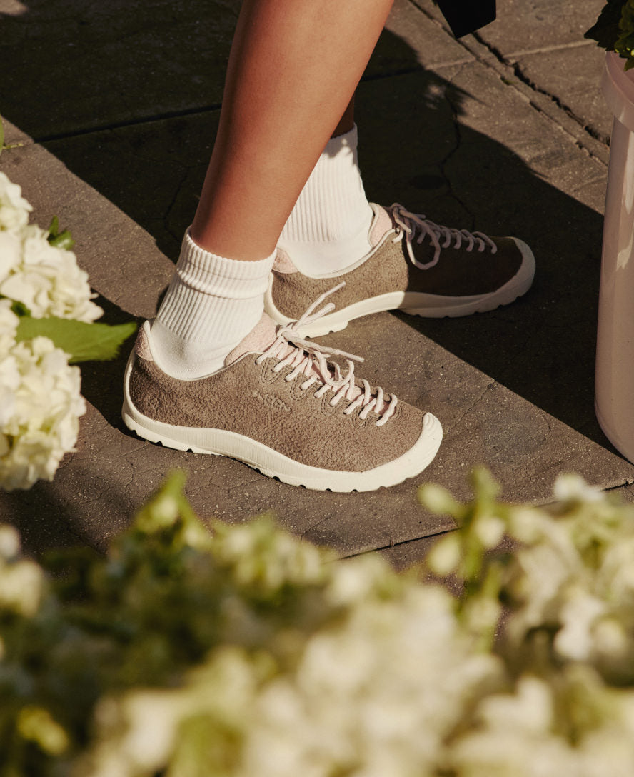 Women's Jasper KM Lite Sneaker | Plaza Taupe/Birch - Image 8